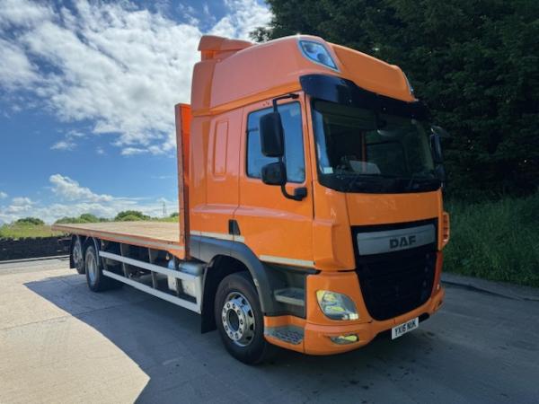 DAF CF 330 EURO 6 Moffett kit