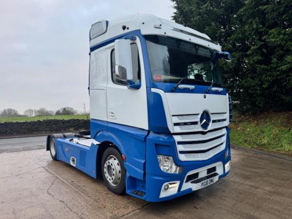 MERCEDES ACTROS 1845 EURO 6 (LOW RIDE)